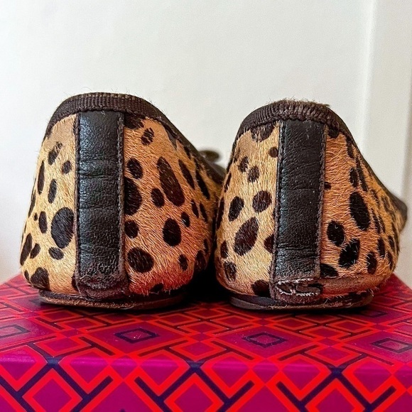 Tory Burch Chelsea Cheetah Print Calf Hair Flats - Picture 4 of 7